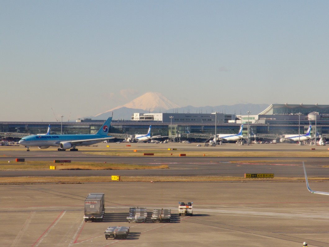 hora Fuji při pohledu z letiště Haneda